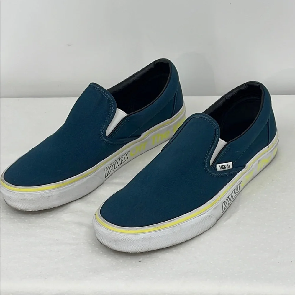 WOMENS SIZE 9 or MENS SIZE 7.5 Vans Blue Slip-On Sneakers OFF THE WALL